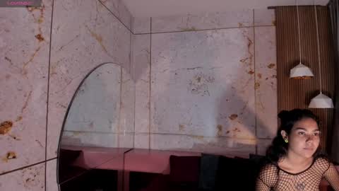 Anna online show from March 8, 7:09 pm