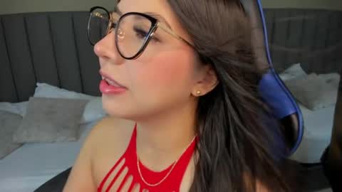 A N A online show from April 23, 2:51 pm