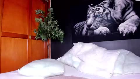 Anahi online show from March 6, 3:02 am