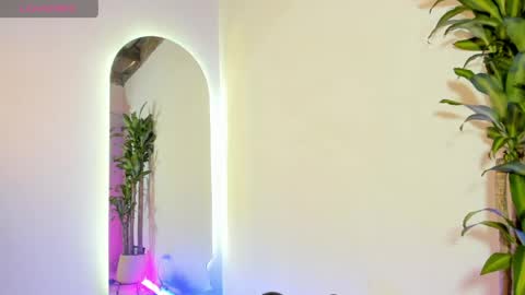 Ana  online show from April 22, 4:25 pm