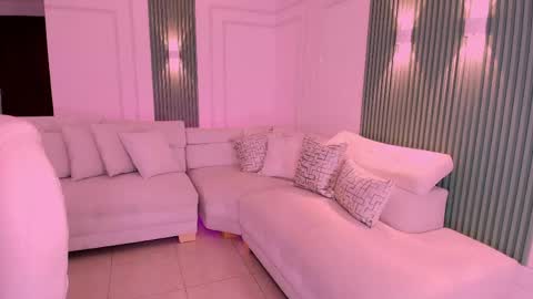 Anahi Curlie online show from April 17, 3:20 am