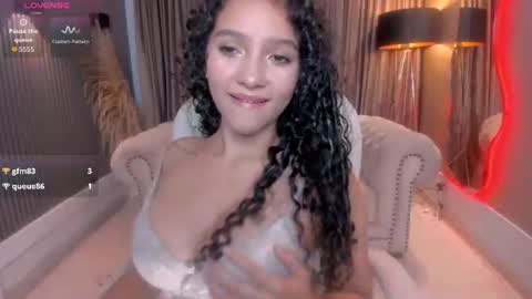 Anahi Curlie online show from July 22, 11:45 am