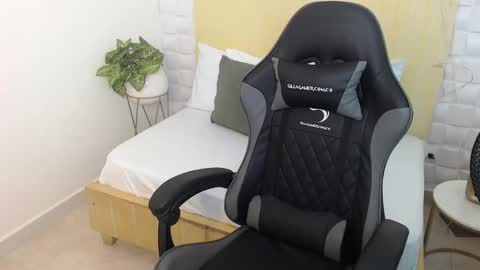 Anahi online show from January 18, 5:41 am