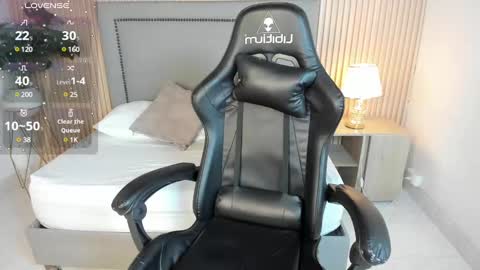 Anahi online show from February 18, 5:20 am