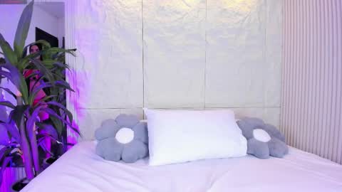 Anahin online show from April 10, 12:10 pm