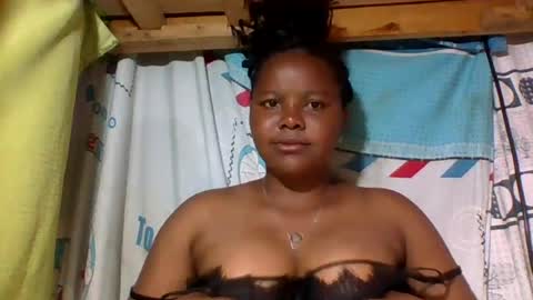 anaissa23 online show from June 19, 11:00 pm