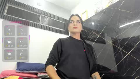 Analia smith online show from January 6, 3:21 am