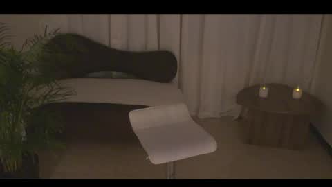 Ann online show from April 15, 7:58 pm