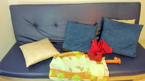 Ana Myle online show from March 3, 4:05 pm