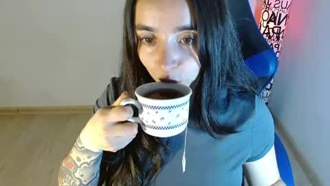 ana 3 online show from April 22, 3:02 am