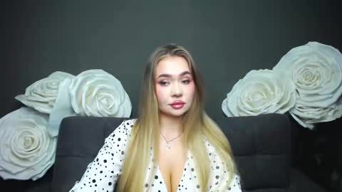 anastacyyellig online show from September 14, 7:59 pm