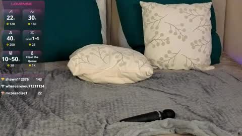 im Andarna dont forget give me thumbs up online show from April 11, 6:40 am