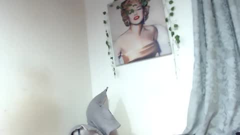 Andre online show from March 11, 9:34 am