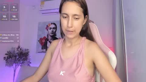 A l e online show from February 25, 11:26 pm