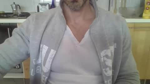 andrea_feetlover online show from November 7, 7:11 am