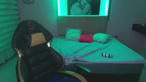 Andrea Ramos online show from February 26, 11:41 pm