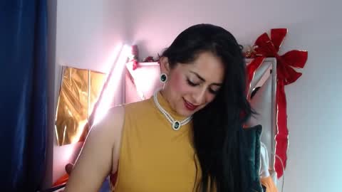 Snapshot of andrea_sexx_ chatting on December 14, 3:17 am Andrea online show from December 14, 3:17 am