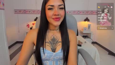 Andrea online show from December 4, 4:12 am