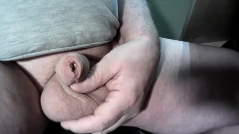 Snapshot of andreas40cc chatting on December 21, 11:11 am Andreas40CC online show from December 21, 11:11 am