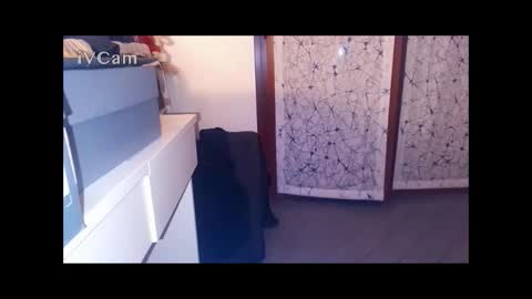 andregio0087 online show from March 6, 6:29 pm