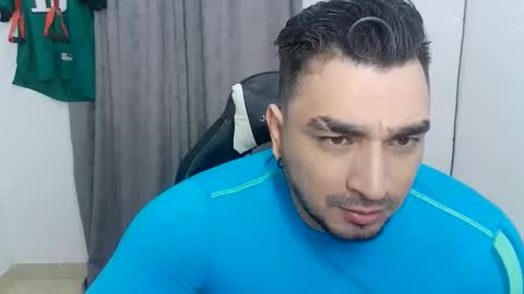 andres180950734 online show from June 8, 11:55 am