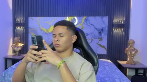 IM ANDRES online show from April 16, 3:50 am