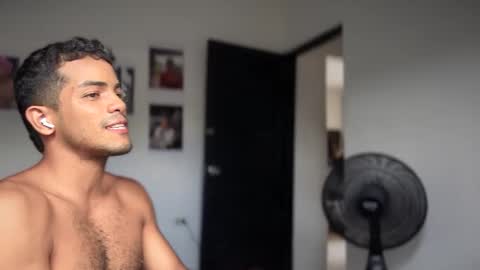 Andres online show from October 9, 8:03 pm