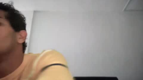 Andres online show from November 17, 8:44 pm