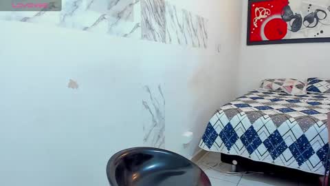 Andres Dean online show from December 3, 7:06 pm