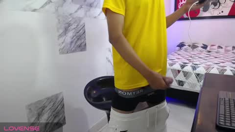 Andres Dean online show from January 18, 12:57 am