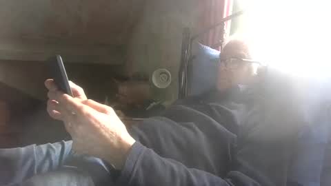 Andrew online show from April 3, 12:34 pm