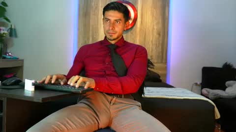 Andrew online show from April 7, 3:19 am