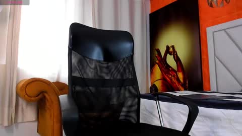 Andrew Mathwes online show from December 6, 9:07 pm