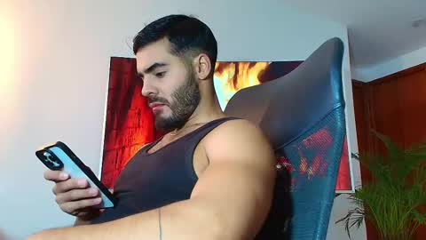 Snapshot of andrew_west_ chatting on February 27, 11:50 am ANDREW WEST online show from February 27, 11:50 am