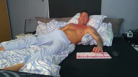 andrjoer online show from March 30, 3:56 pm