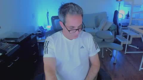 Andrew online show from March 6, 4:44 am