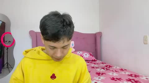 Andy online show from April 22, 7:43 pm