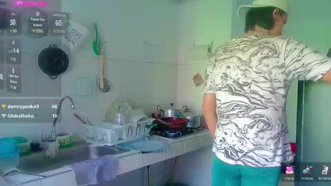 Snapshot of andy_gray01 chatting on February 19, 10:09 pm Andy Gray online show from February 19, 10:09 pm