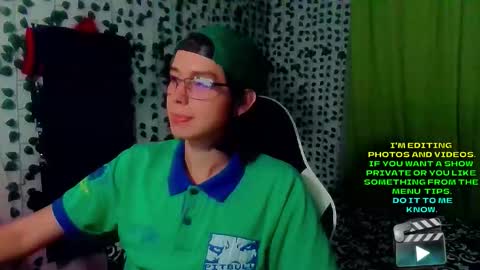 Snapshot of andy_gray01 chatting on October 5, 1:14 am Andy Gray online show from October 5, 1:14 am