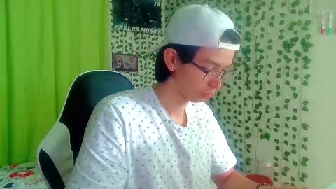 Snapshot of andy_gray01 chatting on October 12, 4:21 pm Andy Gray online show from October 12, 4:21 pm