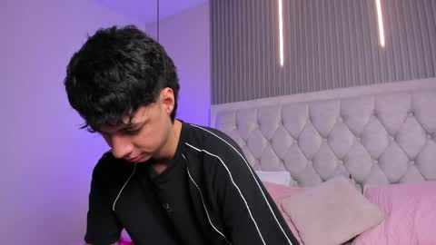 We are Andy and May online show from April 13, 1:48 pm