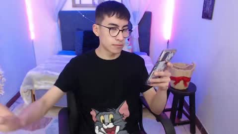 Andy online show from April 17, 3:53 am