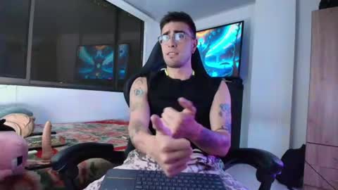 Andres online show from June 18, 1:00 am