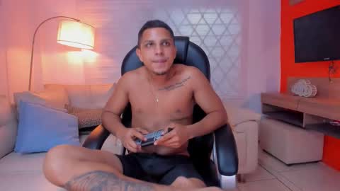 andy online show from October 26, 3:18 am