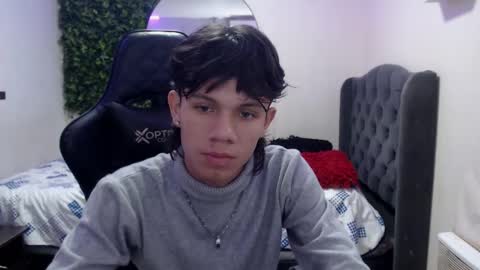 andyanddant online show from March 10, 1:21 pm