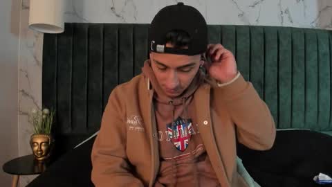 Andy Joy  online show from January 6, 5:28 pm