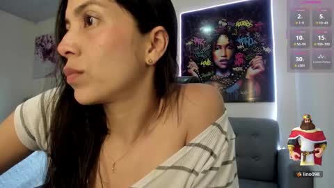 Andrea online show from February 24, 7:50 pm