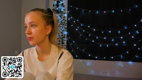 Anelly online show from March 13, 9:23 am