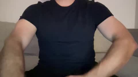 anewsummer online show from November 20, 5:06 am