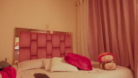 angel___sky online show from June 4, 12:33 pm